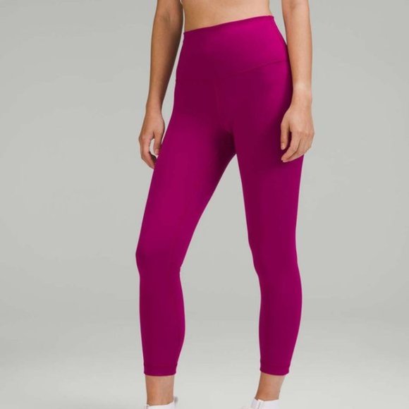 lululemon athletica Pants - Lululemon Magenta Purple Wunder Train High-Rise Crop Pants Leggings 0 NEW